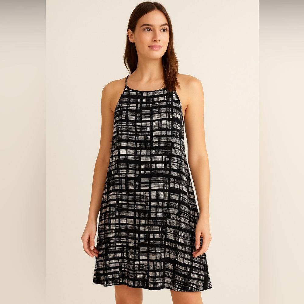 West Loop women’s Size Small Black & White Patterned Mini Dress –…(G3)”✨